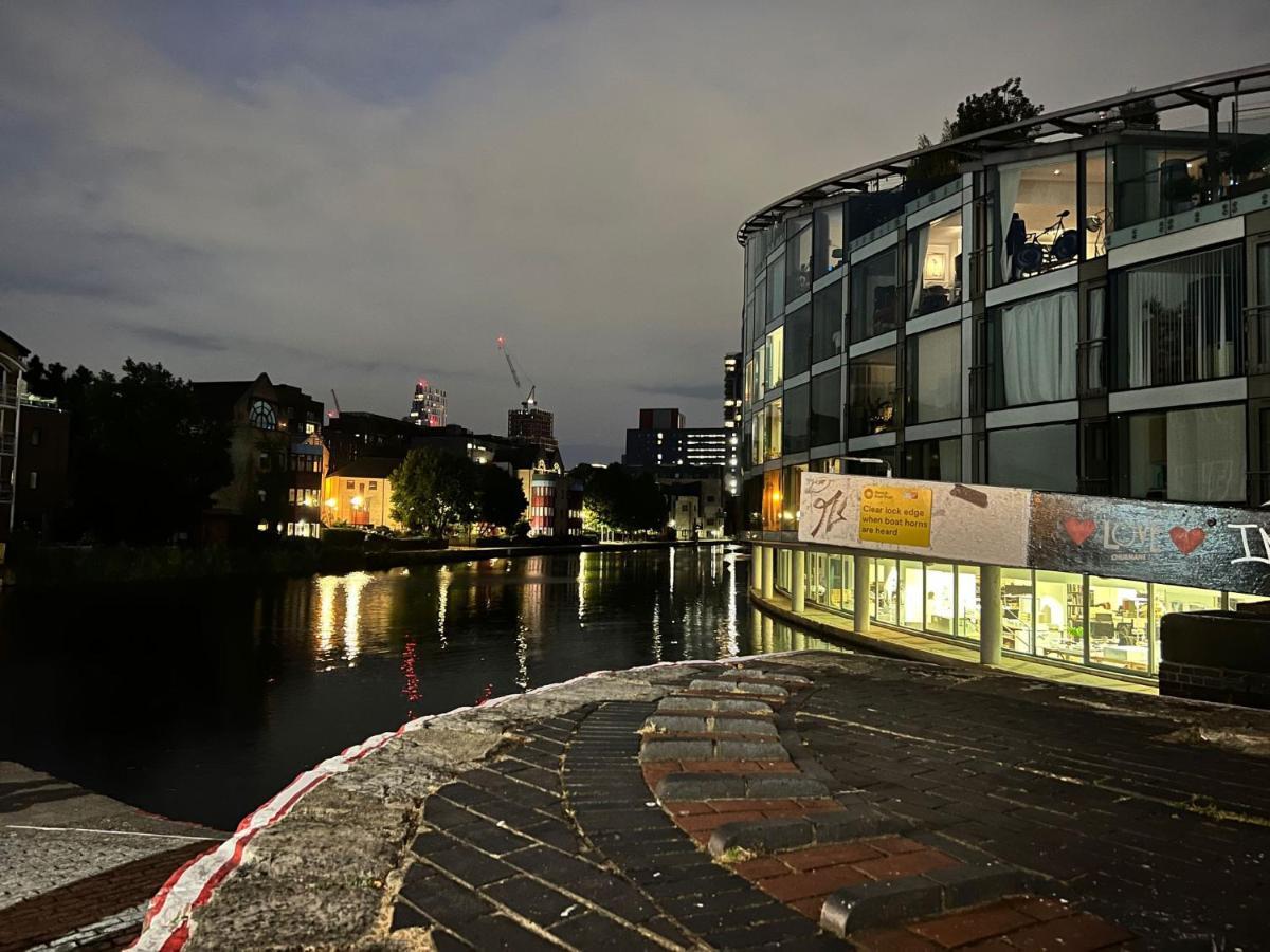 Peloton Organic Health Apartment In Angel, Old Street, Islington Londen Buitenkant foto